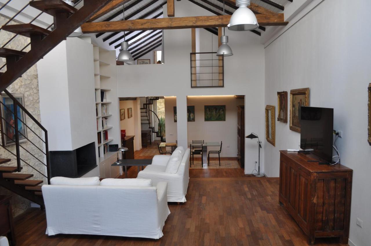 Casa Di Mario Appartamento In Centro Storico Con Due Camere Da Letto E Terrazze Cagliari Extérieur photo